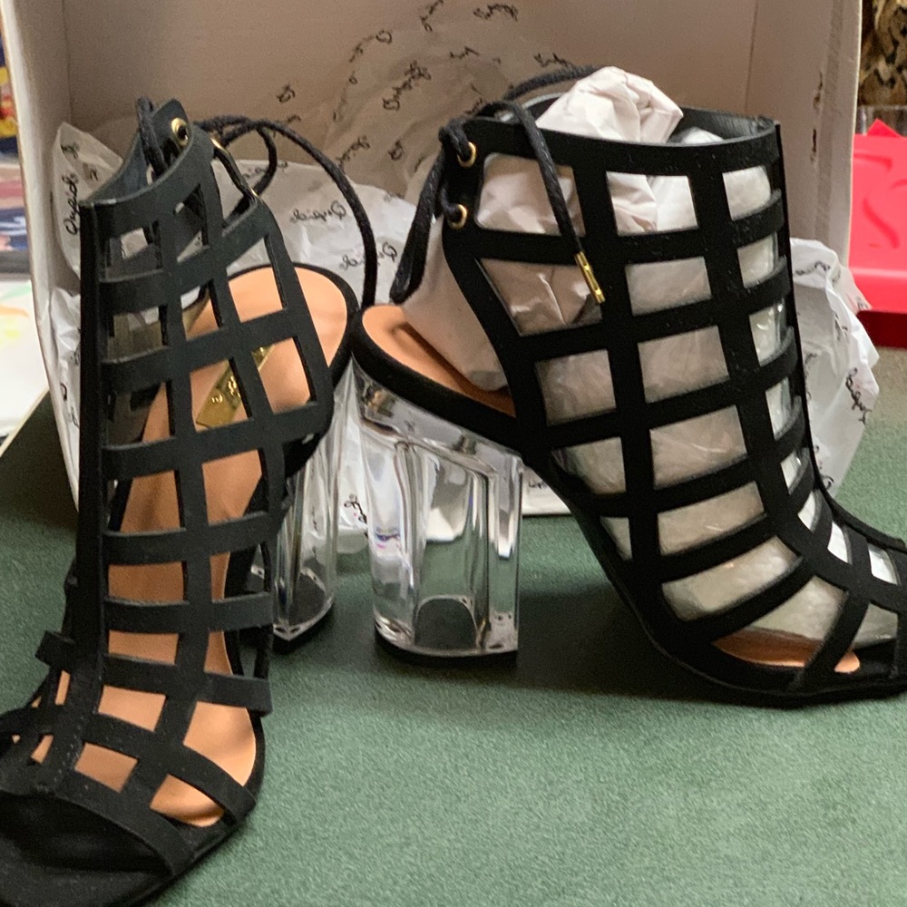 Black High Heel Shows with Clear Heela